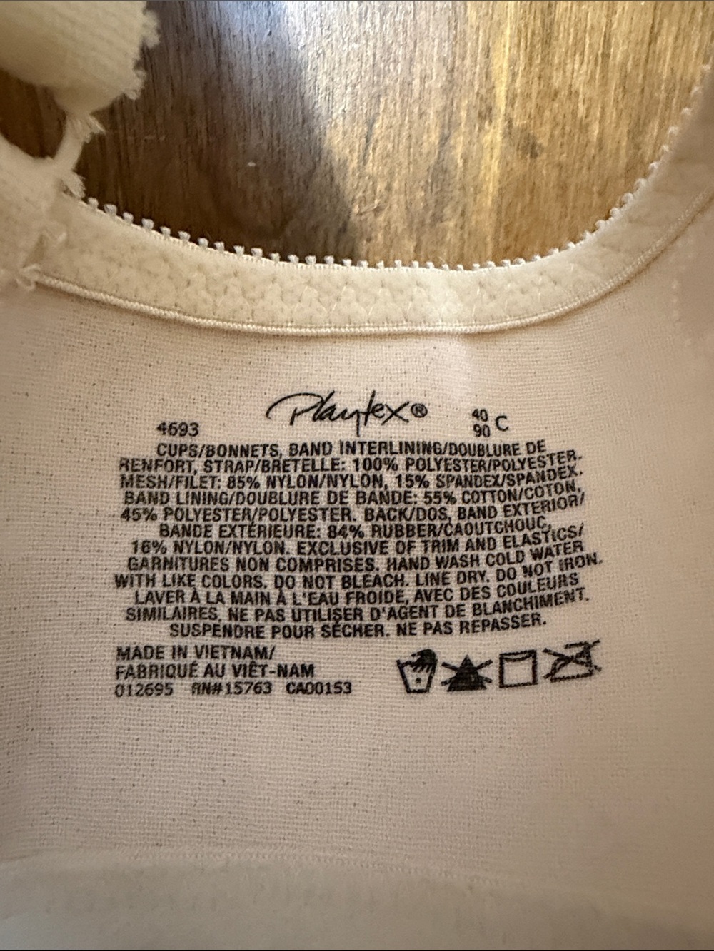 Playtex Lace-Trim Wireless Bra in Cream 40C - Picture 4 of 4